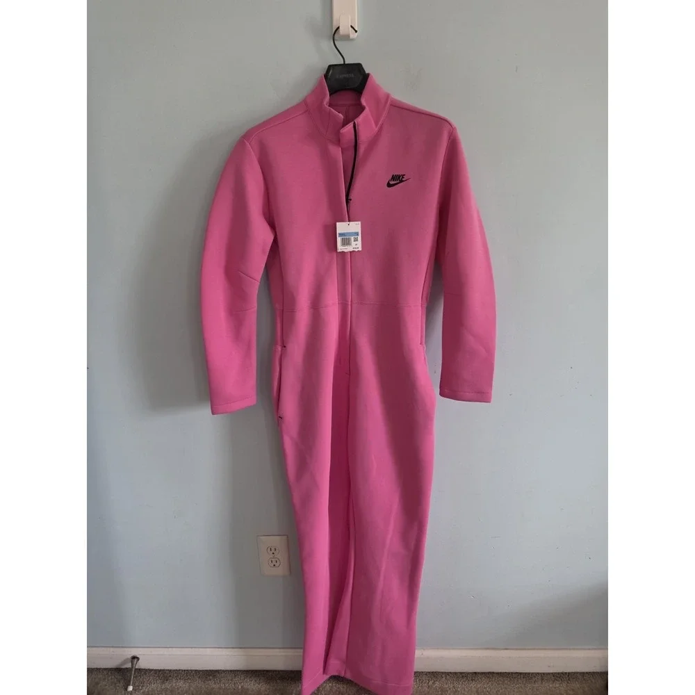 NEW $185 Nike Sportswear Tech Fleece Jumpsuit  Pink  Ski Athleisure Women Size M